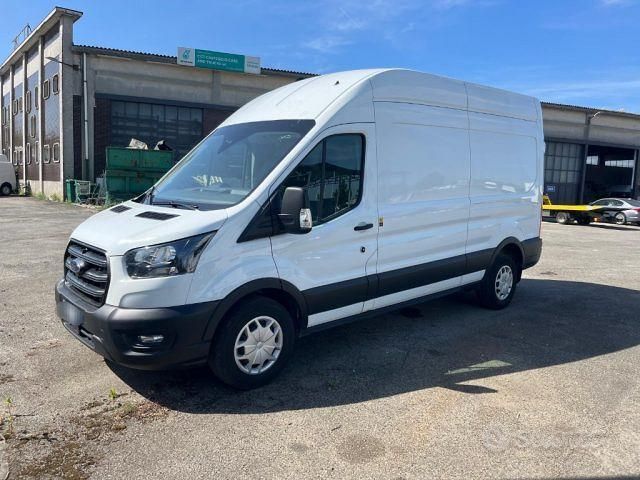 Usata Ford Transit Trend 170 CV (125 kW) 2022 Grigio Furgone