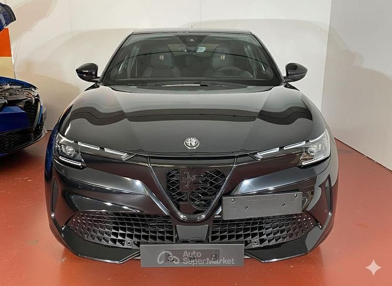 Nuova Alfa Romeo Junior 145 CV (106 kW) 2026 Nero SUV