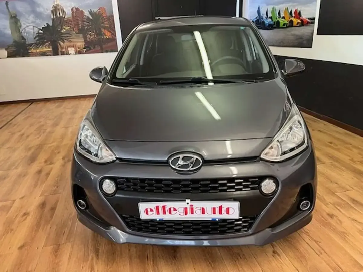 Usata Hyundai i10 Comfort 67 CV (49 kW) 2018 Grigio Utilitaria