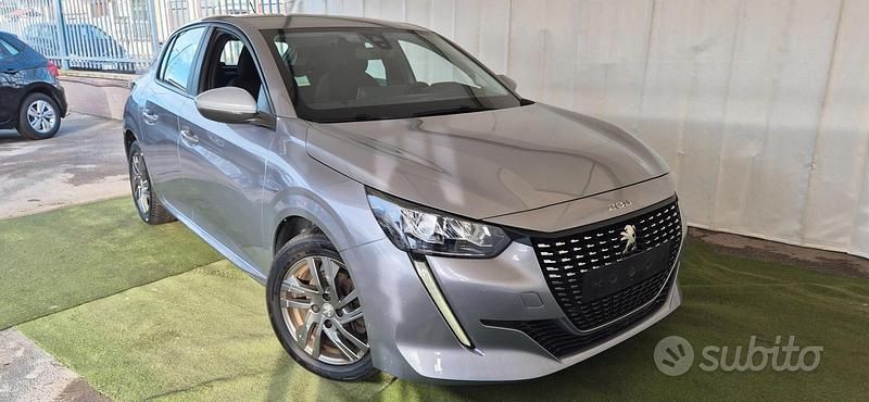 Usata Peugeot 208 102 CV (75 kW) 2022 Grigio Utilitaria