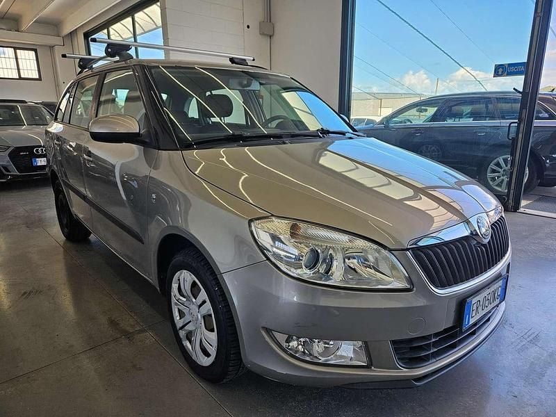 Beige Usata 2013 Skoda Fabia Ambition Station wagon | 3500 € (Buon prezzo) - Immagine 1/4