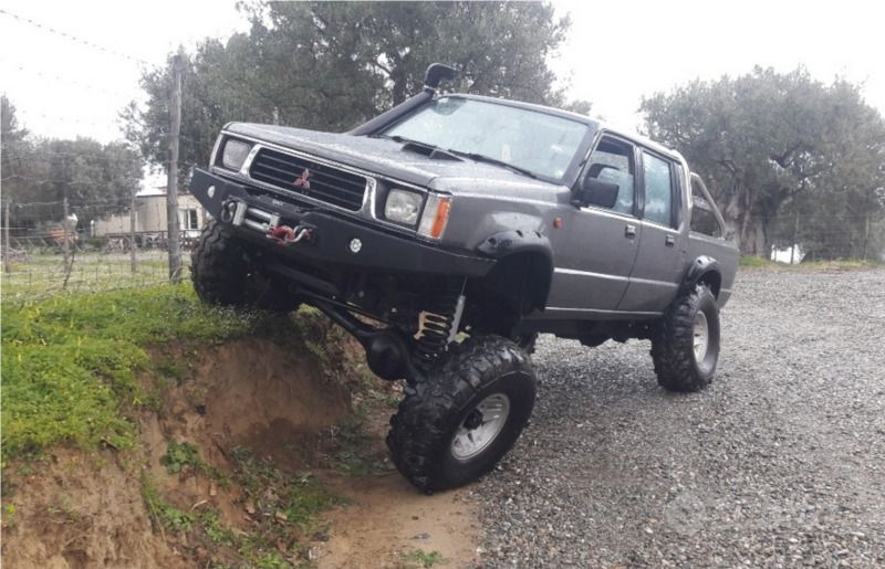 Grigio Usata 1996 Mitsubishi L200 Pick-up | 16.000 € - Immagine 1/2