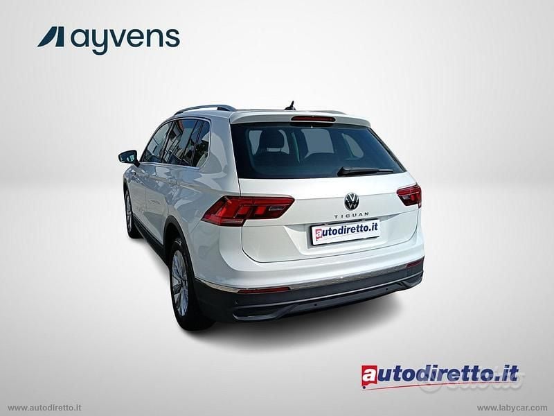 Usata VW Tiguan Life 150 CV (110 kW) 2023 Bianco SUV