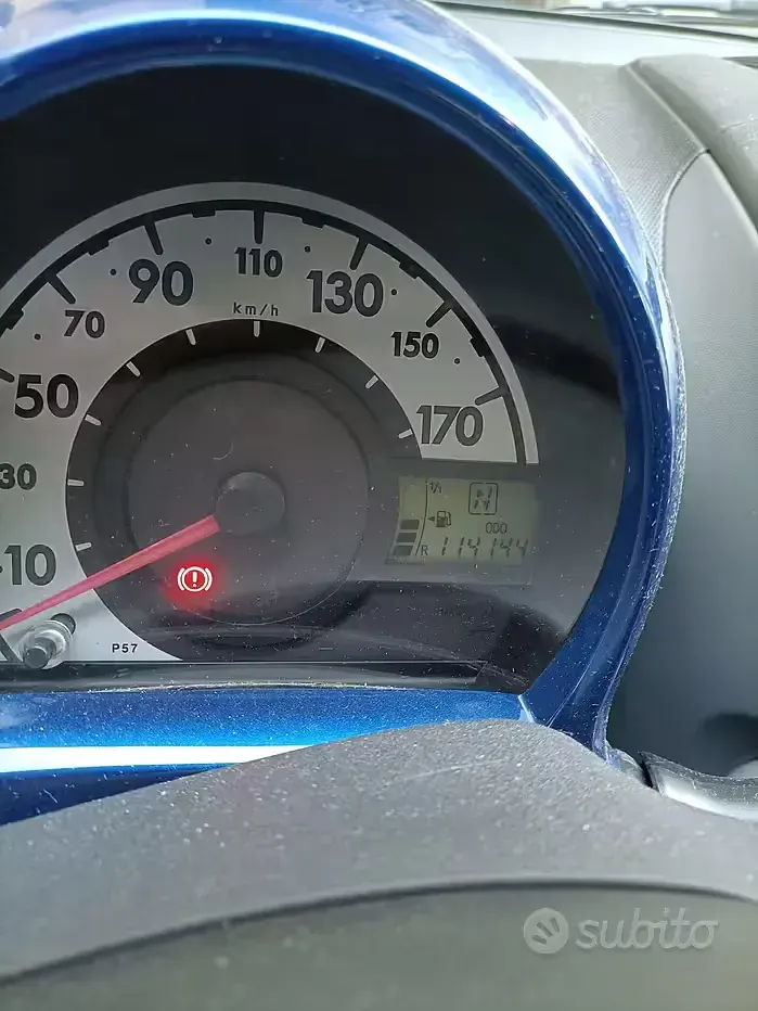 Usata Toyota Aygo 68 CV (50 kW) 2007 Bluazzurro Utilitaria