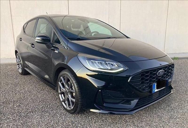 Nero Usata 2023 Ford Fiesta ST-Line Berlina | 15.700 € (Buon prezzo) - Immagine 1/3
