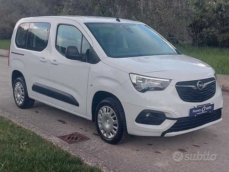 Usata Opel Combo Edition 101 CV (74 kW) 2022 Bianco Monovolume