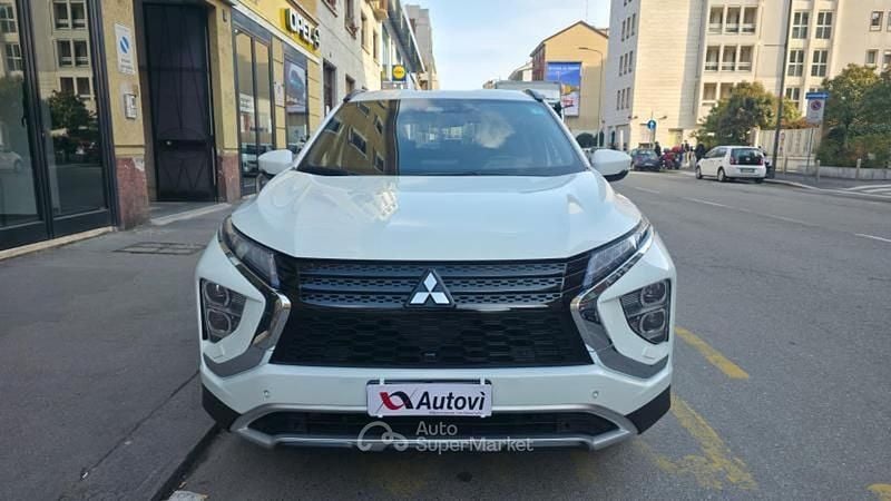 Usata Mitsubishi Eclipse Cross Instyle 98 CV (72 kW) 2022 Bianco SUV