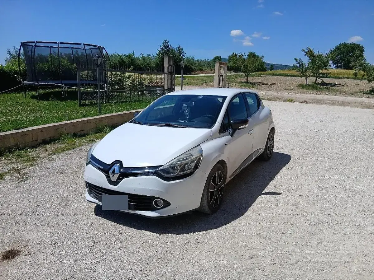 Usata Renault Clio IV 75 CV (55 kW) 2016 Bianco Berlina