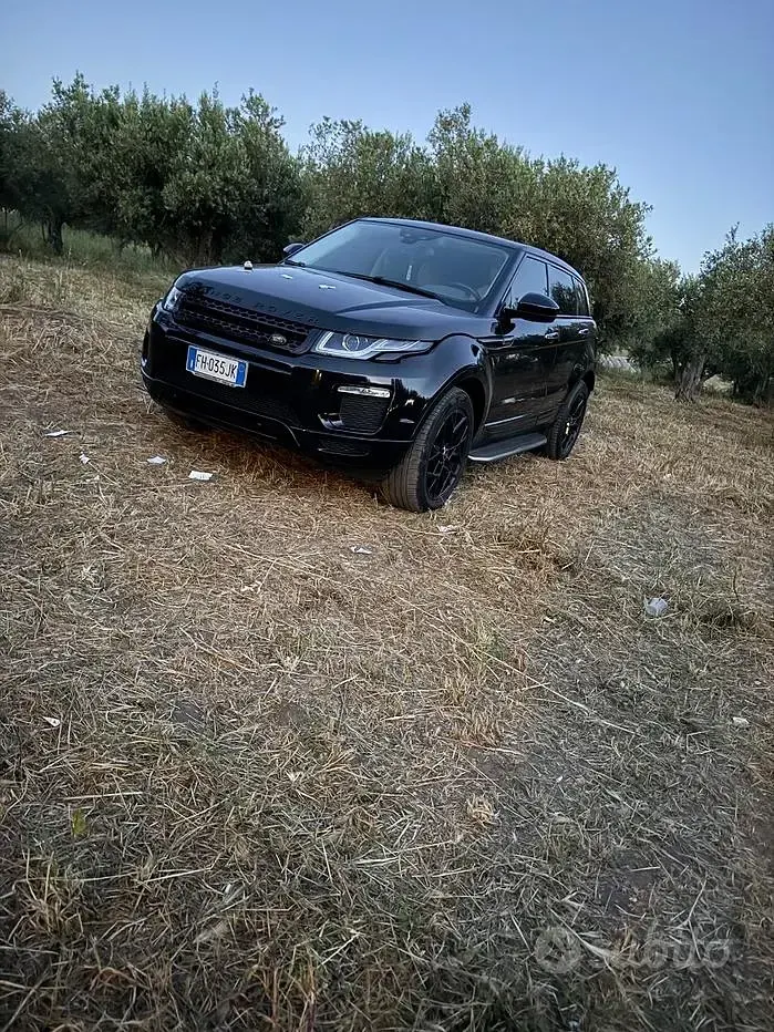 Usata Land Rover Range Rover evoque 150 CV (110 kW) 2017 Nero Station wagon