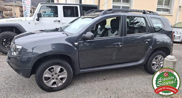Usata Dacia Duster Lauréate 110 CV (80 kW) 2016 Nero SUV