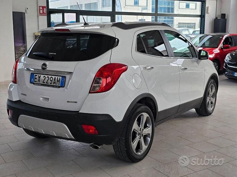 Usata Opel Mokka 131 CV (96 kW) 2014 Bianco SUV