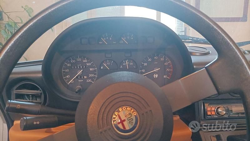 Grigio Usata 1991 Alfa Romeo Spider Cabrio | 28.000 € - Immagine 1/4