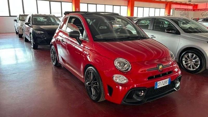Usata Abarth 595C 165 CV (121 kW) 2024 Rosso Cabrio