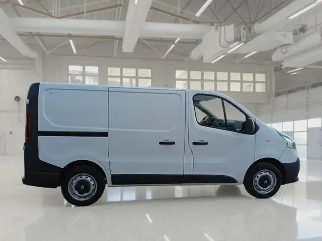 Usata Renault Trafic 121 CV (88 kW) 2019 Bianco Monovolume