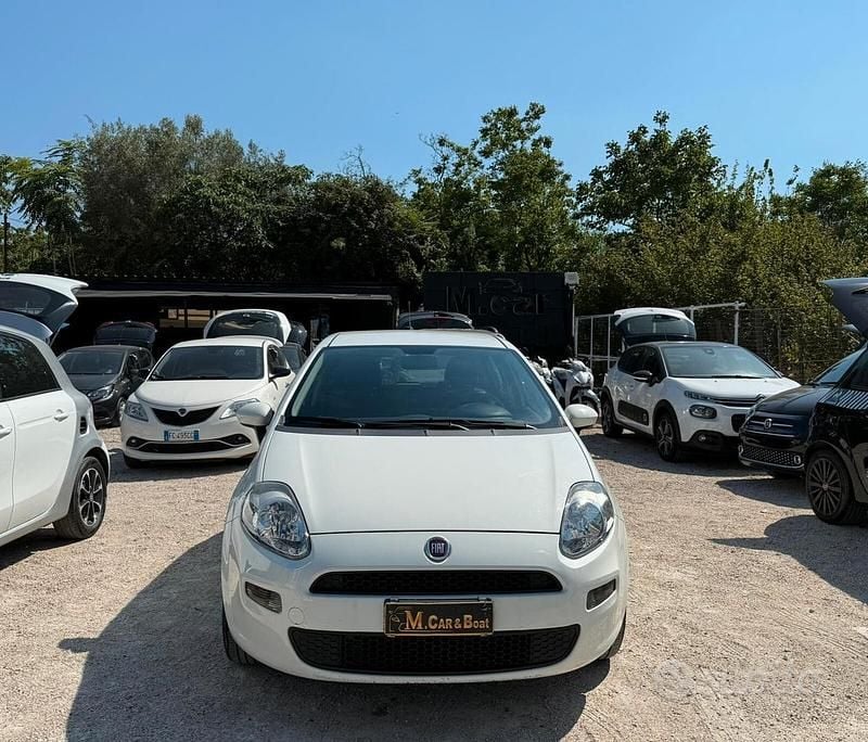 Bianco Usata 2016 Fiat Punto Evo Due volumi | 3999 € (Ottimo prezzo) - Immagine 1/4