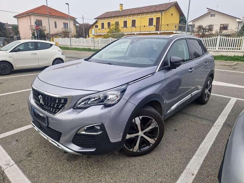 Usata Peugeot 3008 Allure 131 CV (96 kW) 2018 Argento SUV