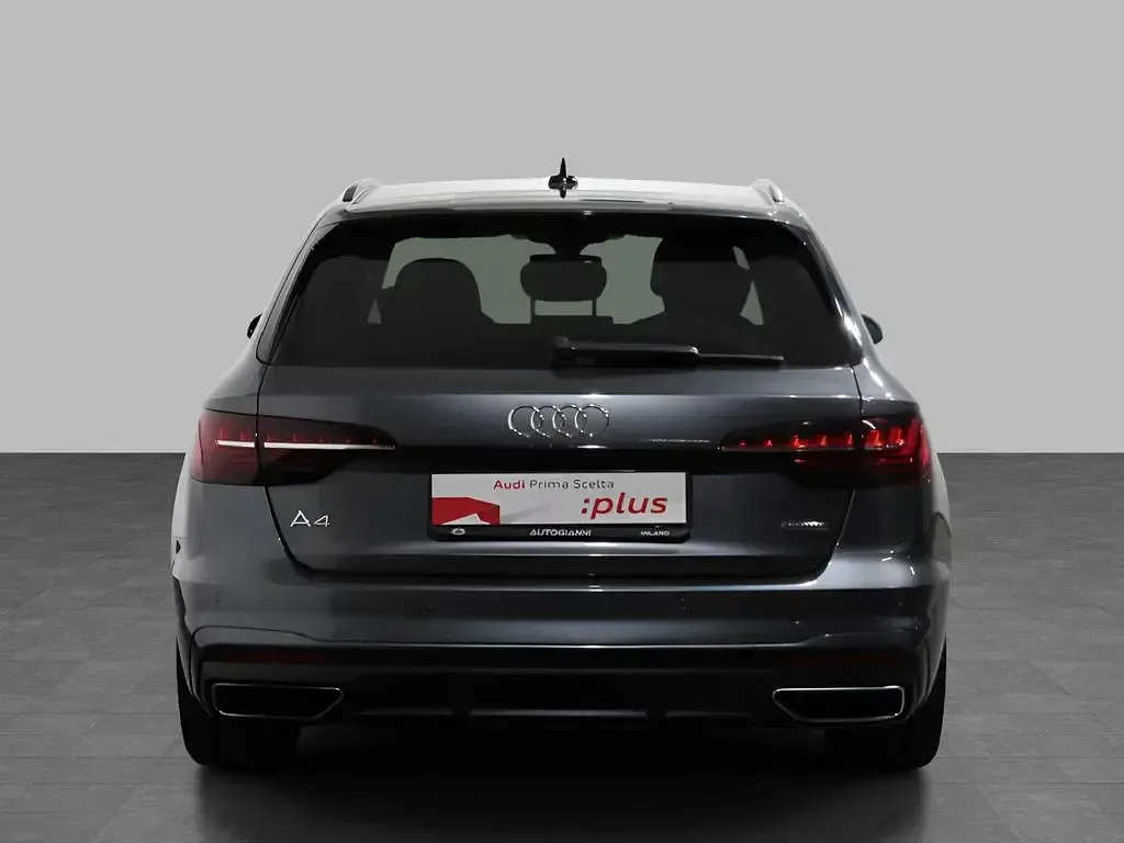 Usata Audi A4 S-Line 204 CV (150 kW) 2022 6y grigio daytona perlato Station wagon