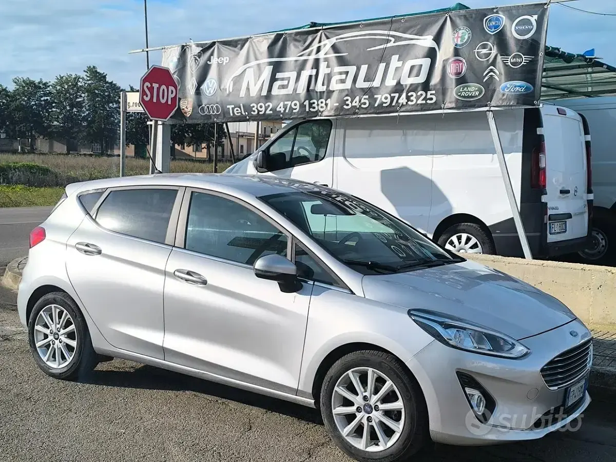 Usata Ford Fiesta 86 CV (63 kW) 2019 Blu Utilitaria