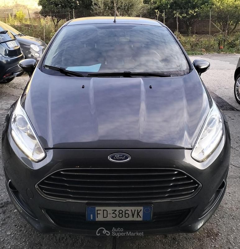Usata Ford Fiesta 95 CV (69 kW) 2016 Berlina