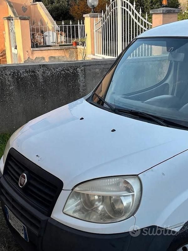 Usata Fiat Doblò 75 CV (55 kW) 2008 Monovolume