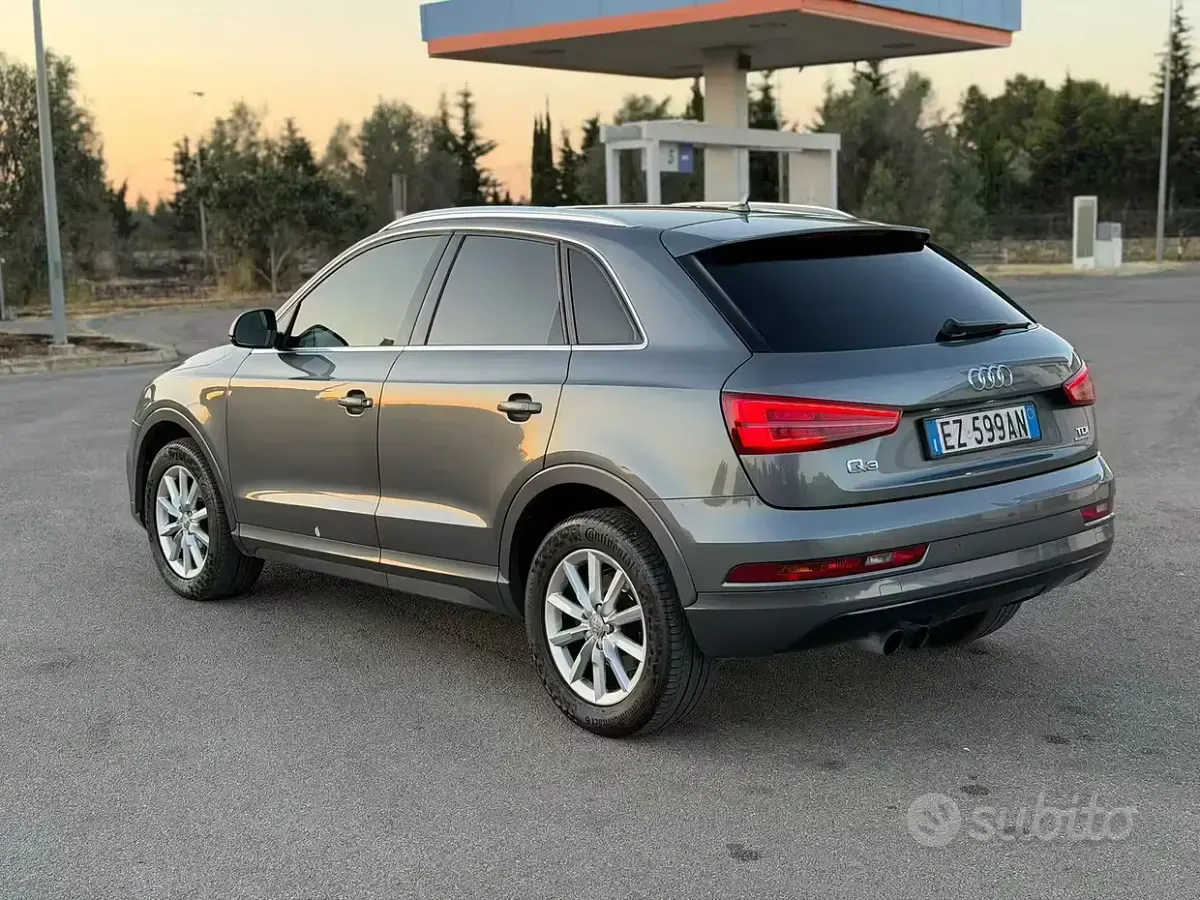 Usata Audi Q3 150 CV (110 kW) 2015 Grigio SUV