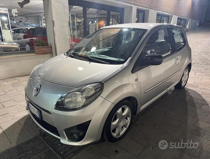 Grigio Usata 2011 Renault Twingo Dynamique Due volumi | 4490 € (Molto cara) - Immagine 1/4