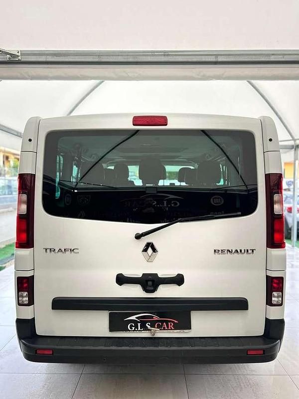 Usata Renault Trafic 120 CV (88 kW) 2021 Bianco Monovolume