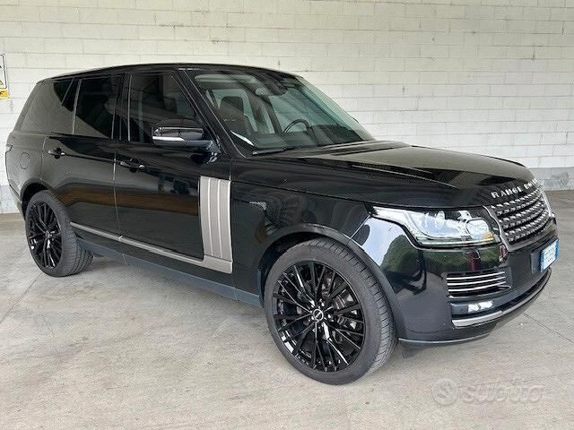 Nero Usata 2016 Land Rover Range Rover Vogue SUV | 28.500 € (Ottimo prezzo) - Immagine 1/4