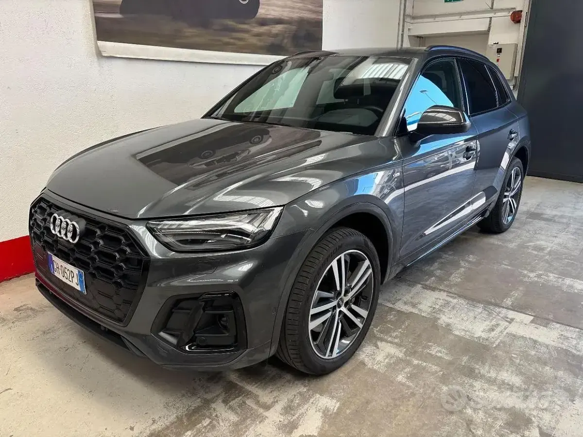 Usata Audi Q5 S-line plus 286 CV (210 kW) 2021 Grigio scuro SUV