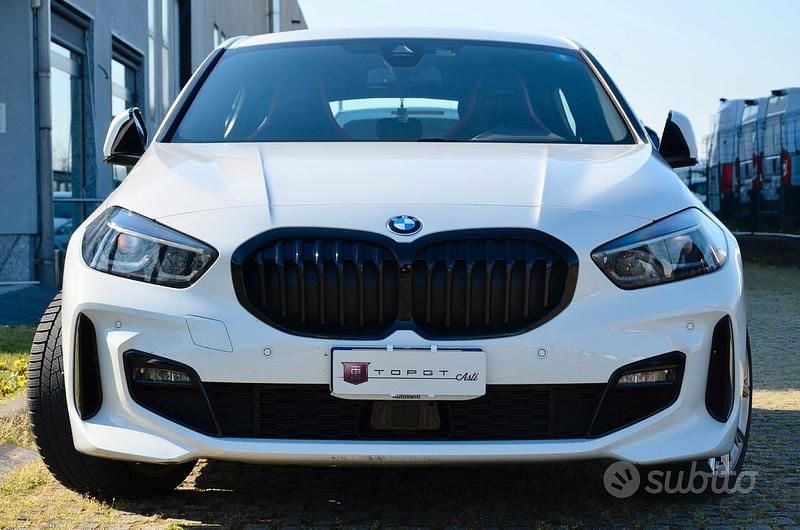 Usata BMW 120 M Sport 178 CV (130 kW) 2023 Bianco Utilitaria