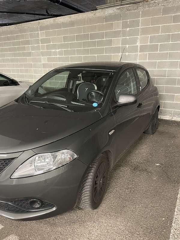 Usata Lancia Ypsilon S 69 CV (50 kW) 2015 Utilitaria