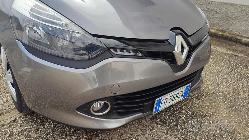 Usata Renault Clio IV Life 75 CV (55 kW) 2016 Grigio Berlina