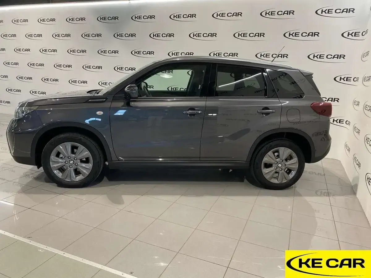 Usata Suzuki Vitara Cool 110 CV (80 kW) 2025 Grigio SUV