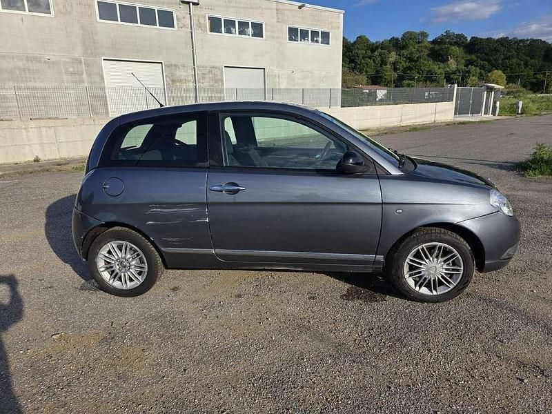 Usata Lancia Ypsilon 75 CV (55 kW) 2007 Utilitaria