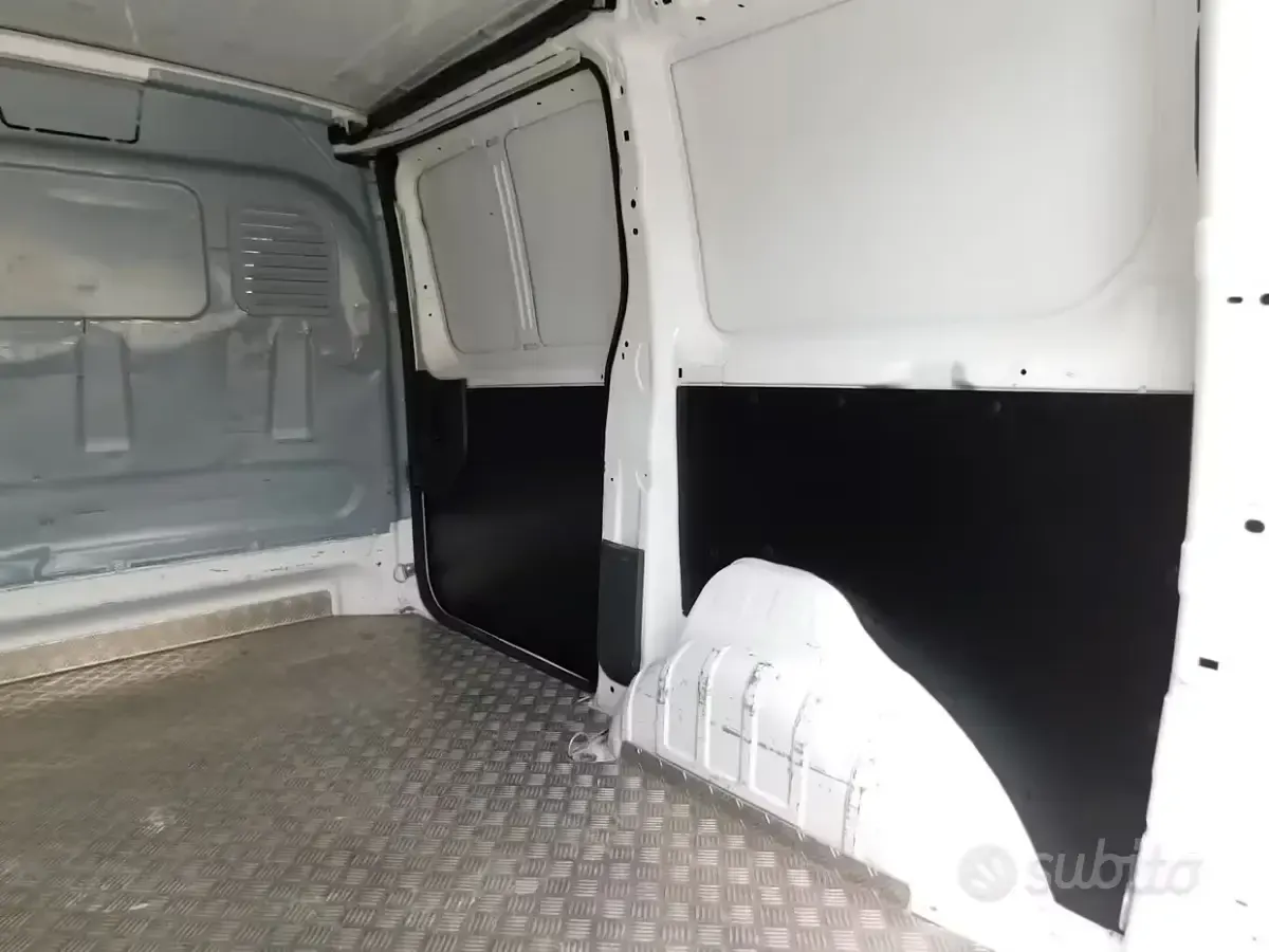 Usata Fiat Scudo 128 CV (94 kW) 2015 Bianco