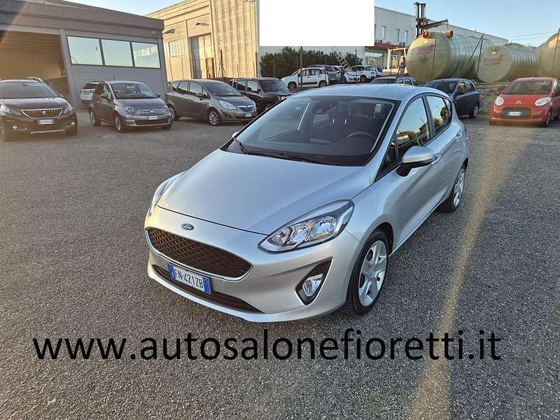 Usata Ford Fiesta 86 CV (63 kW) 2018 Argento Utilitaria