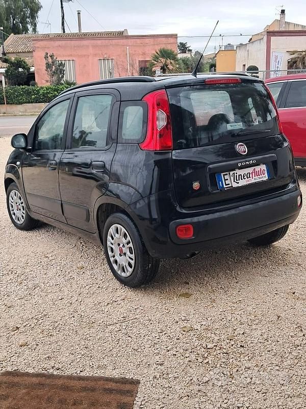 Usata Fiat Panda Easy 74 CV (54 kW) 2013 Nero Berlina