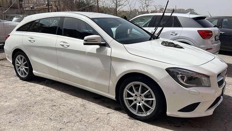 Usata Mercedes CLA200 Shooting Brake 136 CV (100 kW) 2015 Station wagon