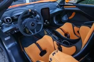 Usata McLaren Senna 825 CV (606 kW) 2020 Arancione Coupé