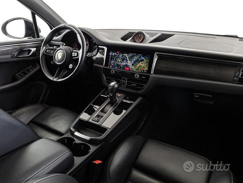 Usata Porsche Macan 441 CV (324 kW) 2024 Nero SUV