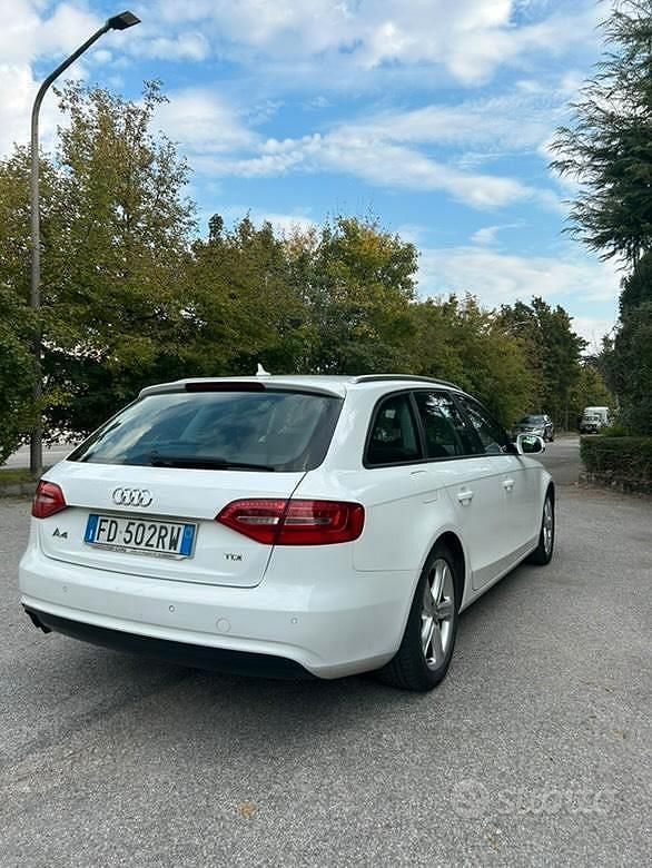 Usata Audi A4 140 CV (102 kW) 2013 Bianco