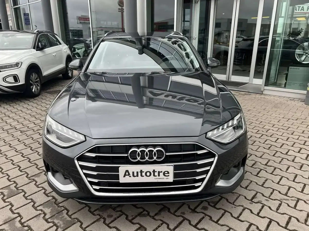 Usata Audi A4 Advanced 163 CV (119 kW) 2023 Grigio Station wagon