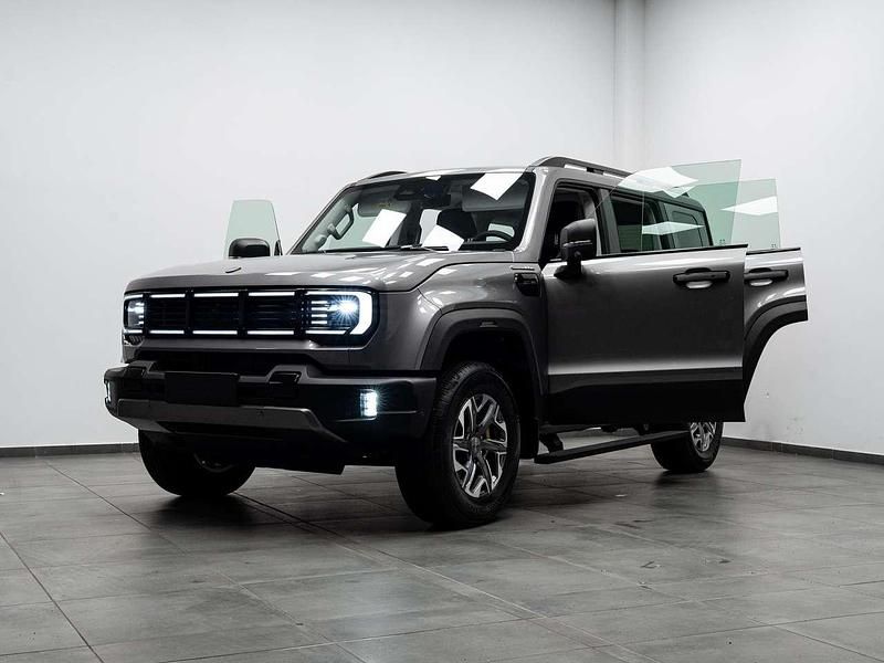 Nuova Baic BJ40 234 CV (172 kW) 2025 Grigio SUV