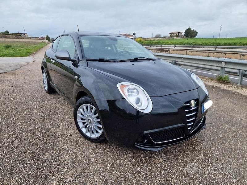 Nero Usata 2015 Alfa Romeo MiTo Progression Due volumi | 6490 € (Buon prezzo) - Immagine 1/4