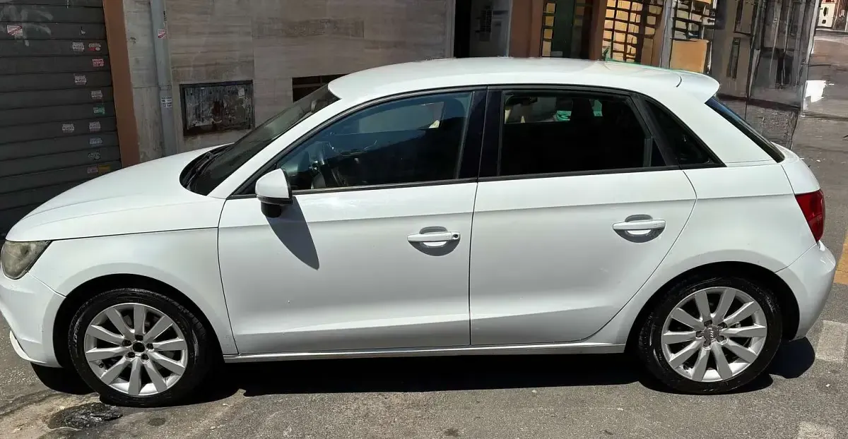 Usata Audi A1 Sportback Ambition 105 CV (77 kW) 2012 Bianco Utilitaria