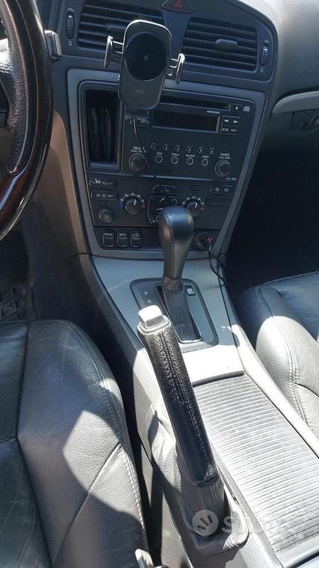 Usata Volvo S60 140 CV (102 kW) 2007 Grigio Berlina