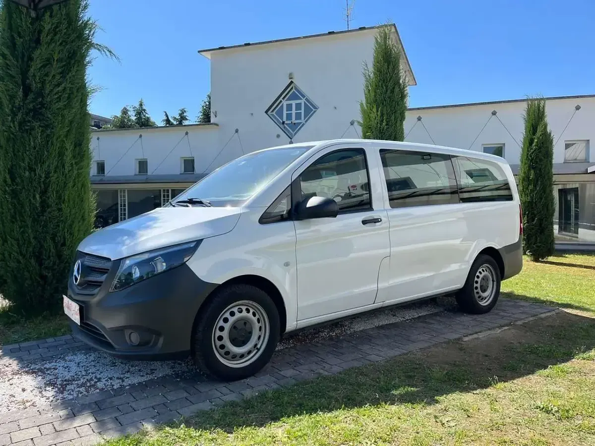 Usata Mercedes Vito 136 CV (100 kW) 2022 Bianco Furgone