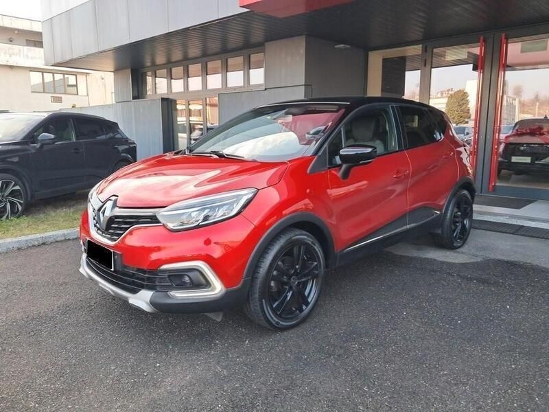 Usata Renault Captur 110 CV (80 kW) 2018 Rosso SUV