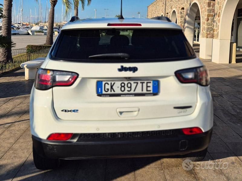 Usata Jeep Compass Night Eagle 131 CV (96 kW) 2022 Bianco SUV