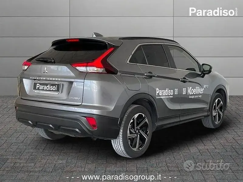 Usata Mitsubishi Eclipse Cross Intense 188 CV (138 kW) 2023 Grigio SUV